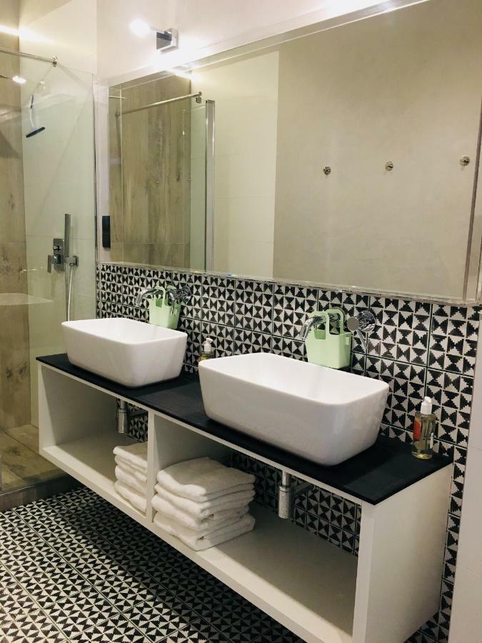 Piper Zajezdnia White Apartman Poznań Kültér fotó
