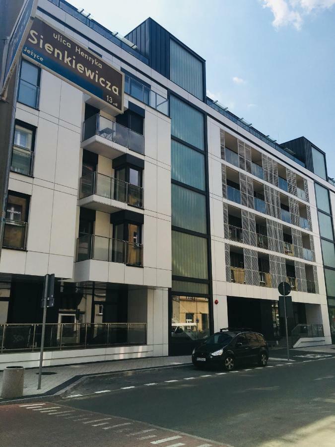 Piper Zajezdnia White Apartman Poznań Kültér fotó